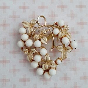Vintage Grape Brooch Pin White Enamel Gold Fruit